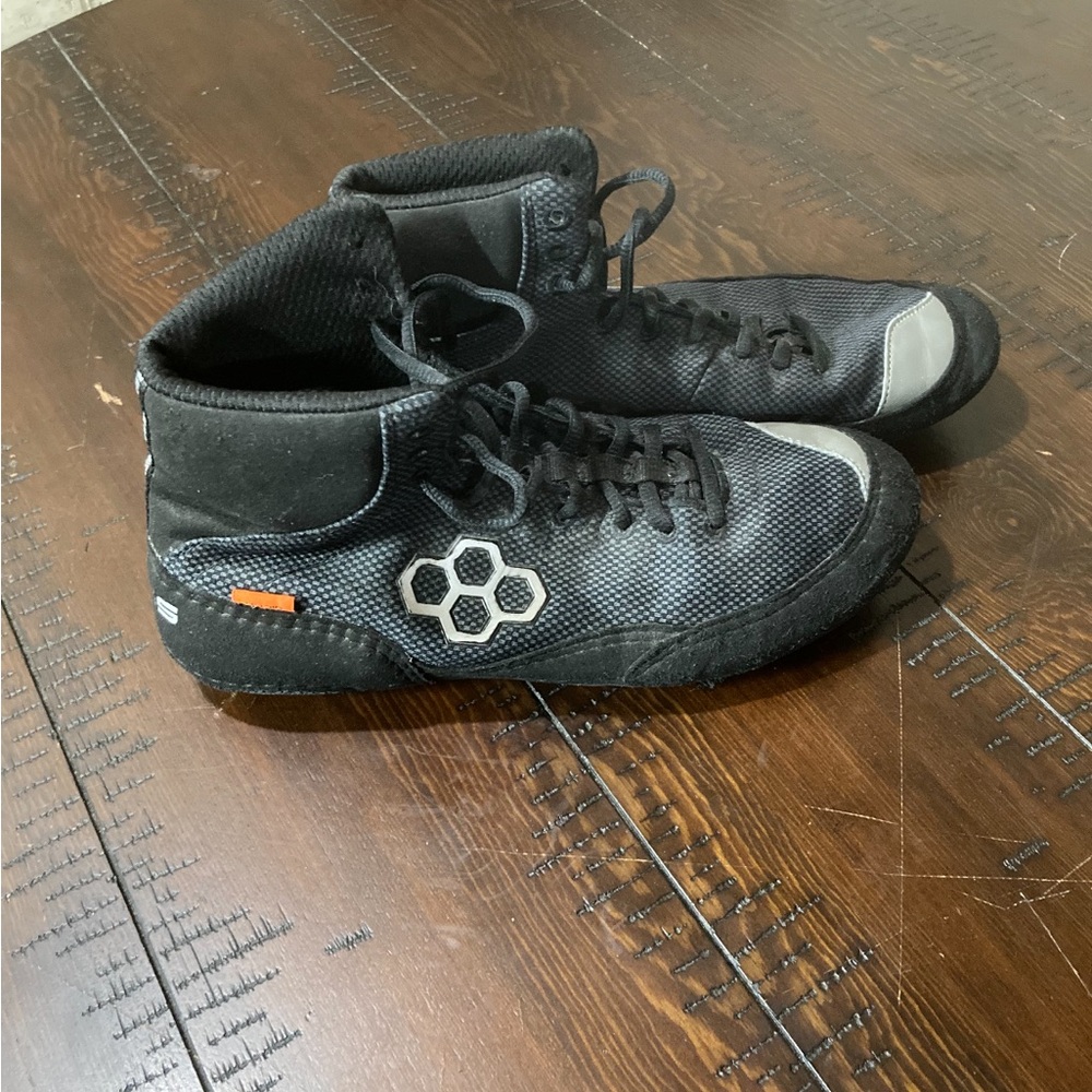 Black Men's Athletic Shoes